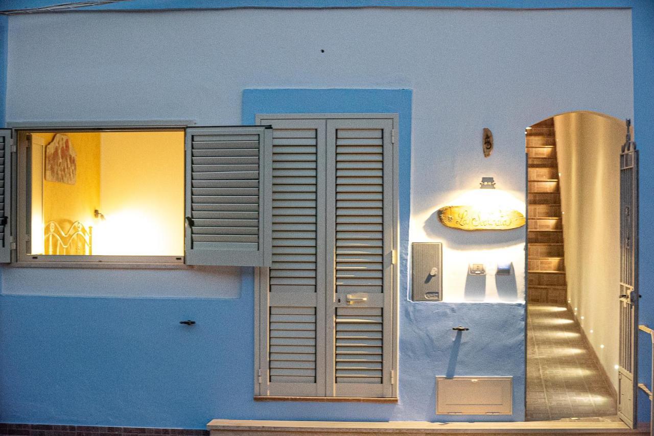 マリーナ・ディ・マンカヴェルサ La Scalinata Bed & Breakfast エクステリア 写真